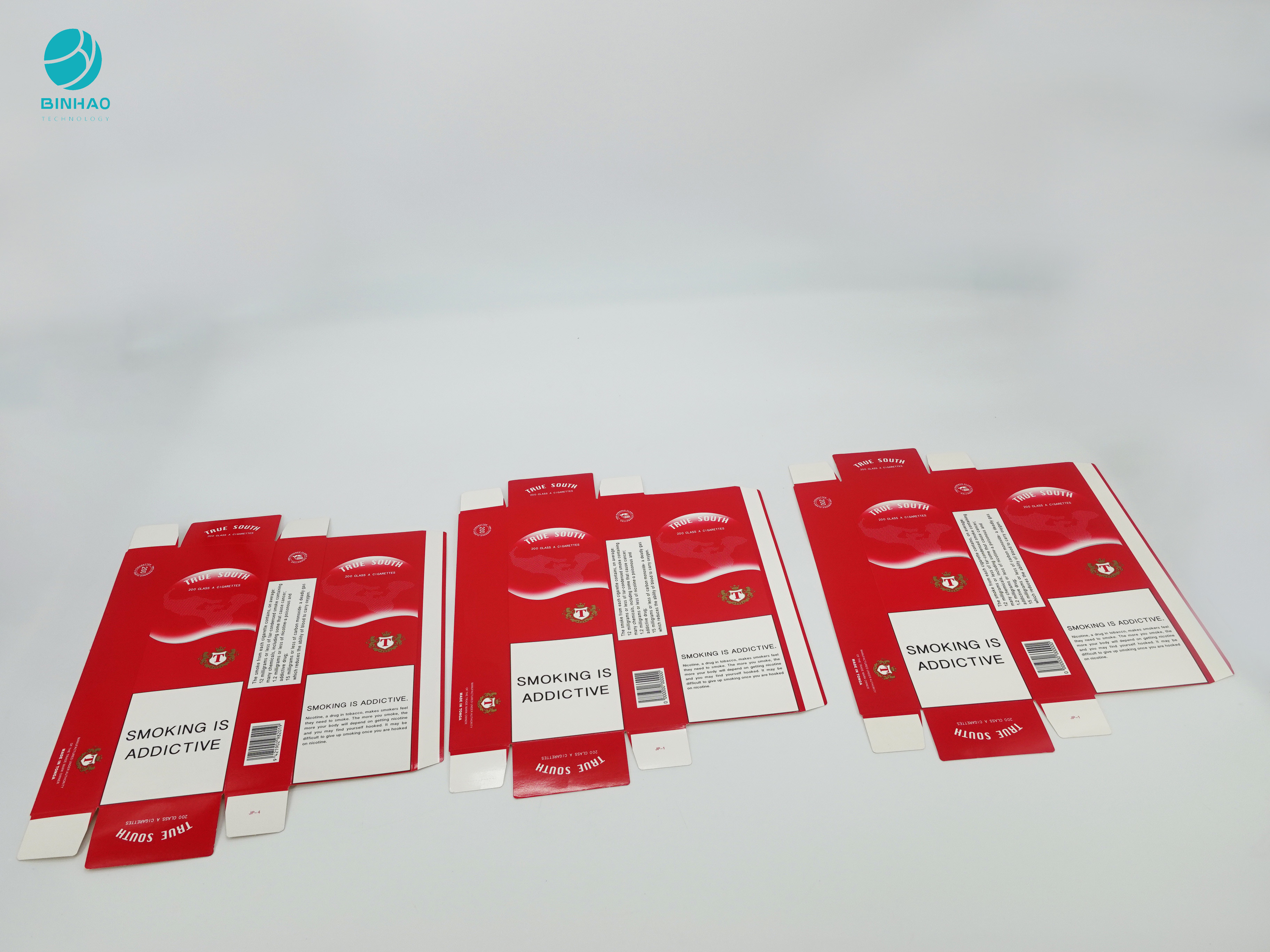 सिगरेट पैकेजिंग के लिए ऑफसेट प्रिंटिंग एम्बॉसिंग डिज़ाइन कार्डबोर्ड बॉक्स केस