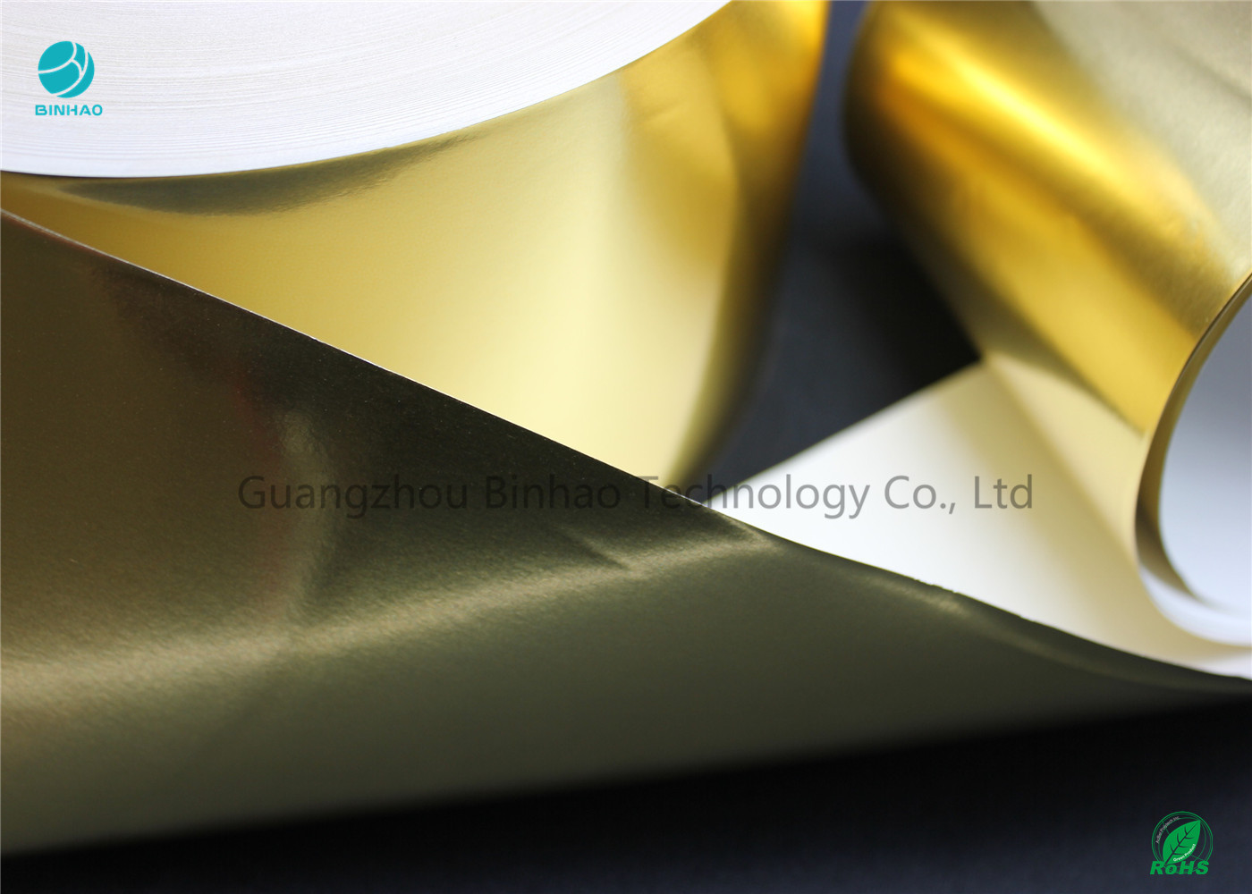 65gsm में पर्यावरण सामग्री के साथ चमकदार चमकदार गोल्ड ट्रांसफर एल्यूमीनियम पन्नी कागज