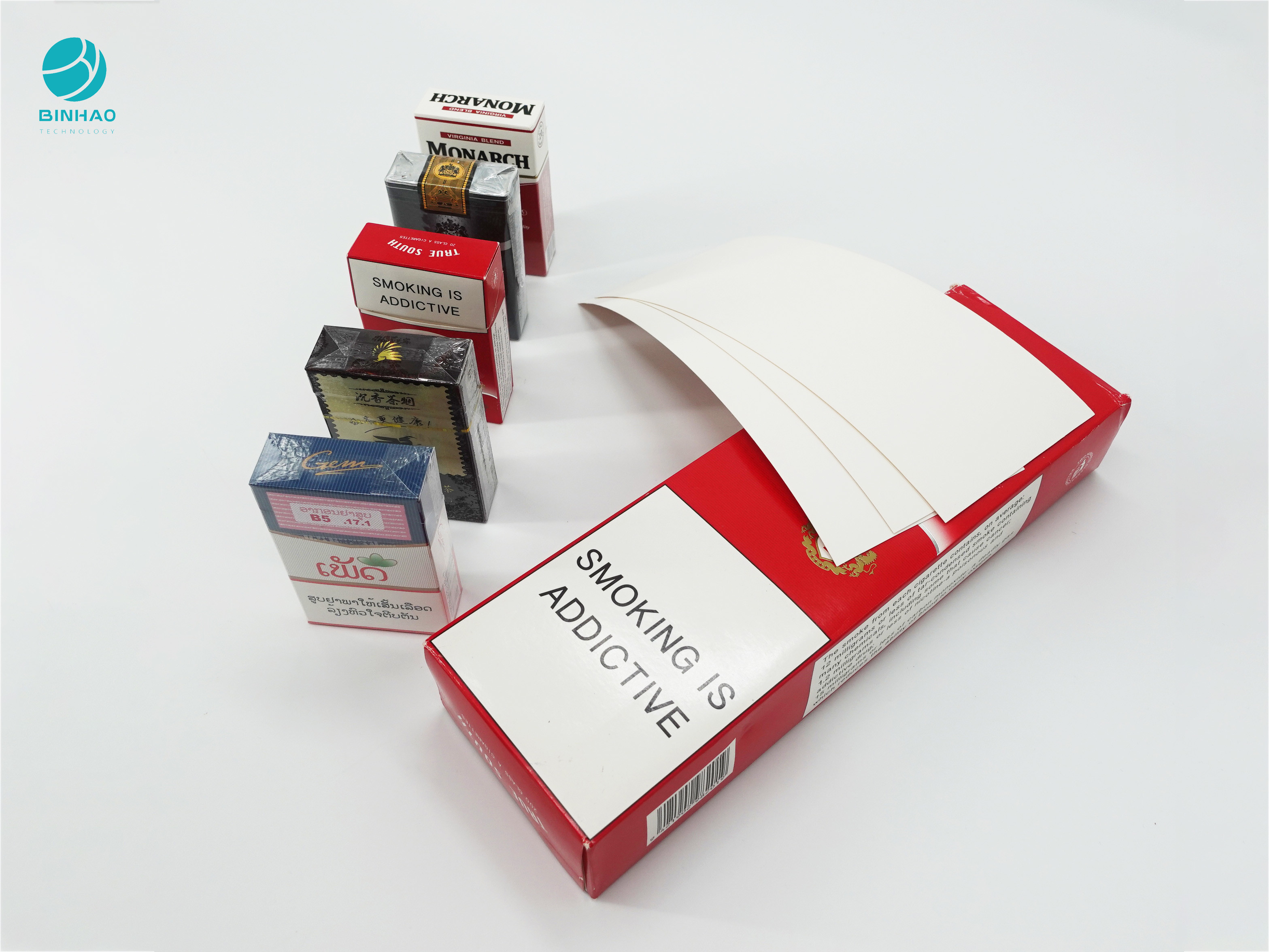 सिगरेट के तम्बाकू के लिए टिकाऊ उभरा हुआ लोगो पैकिंग केस कार्डबोर्ड बॉक्स